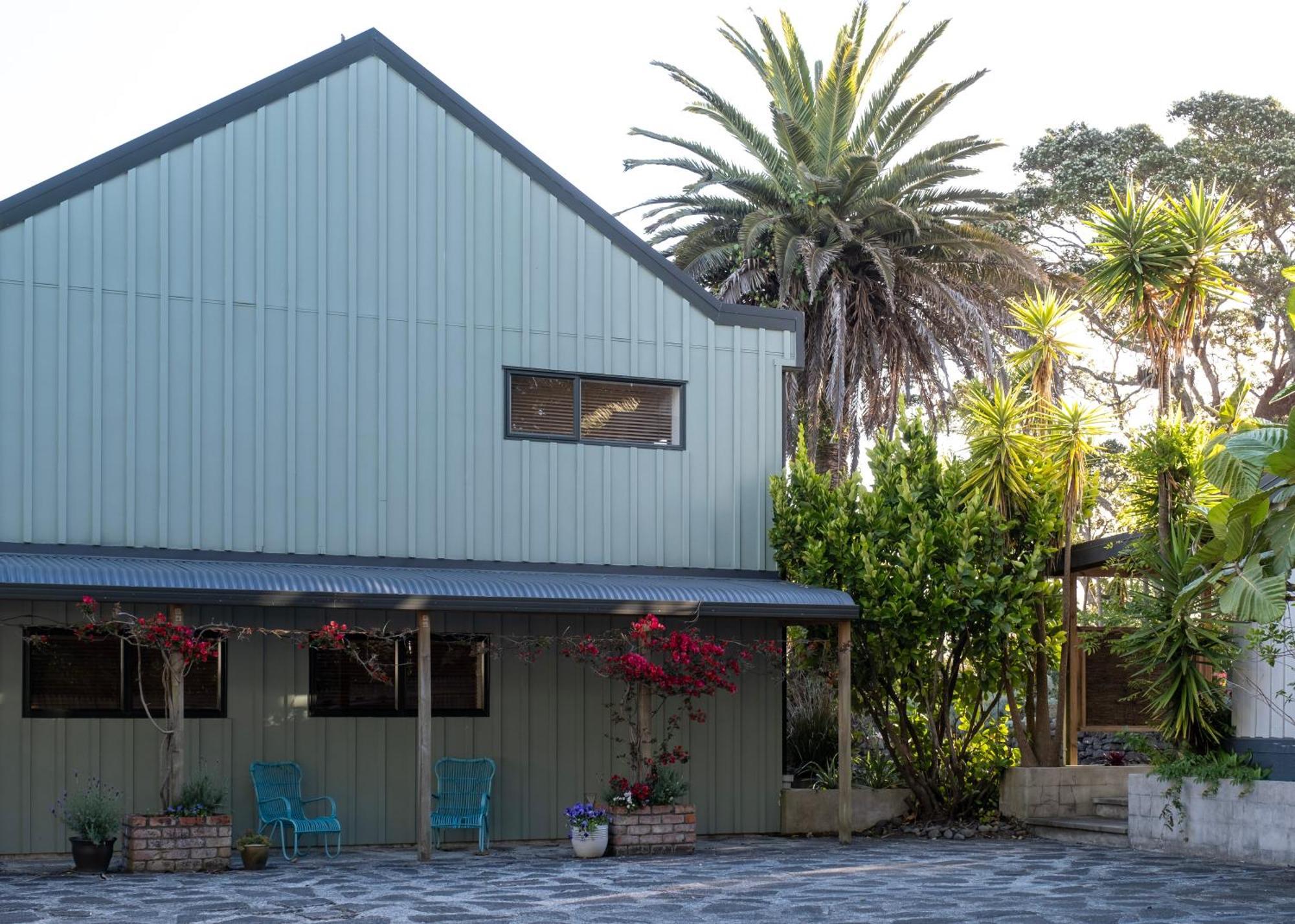 Bow Street Apartments & Cottage Raglan Extérieur photo